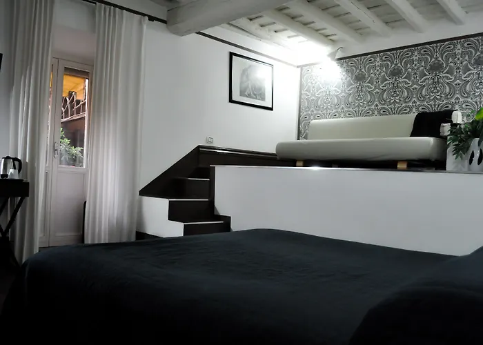 Relais Palazzo Taverna 3* Rzym