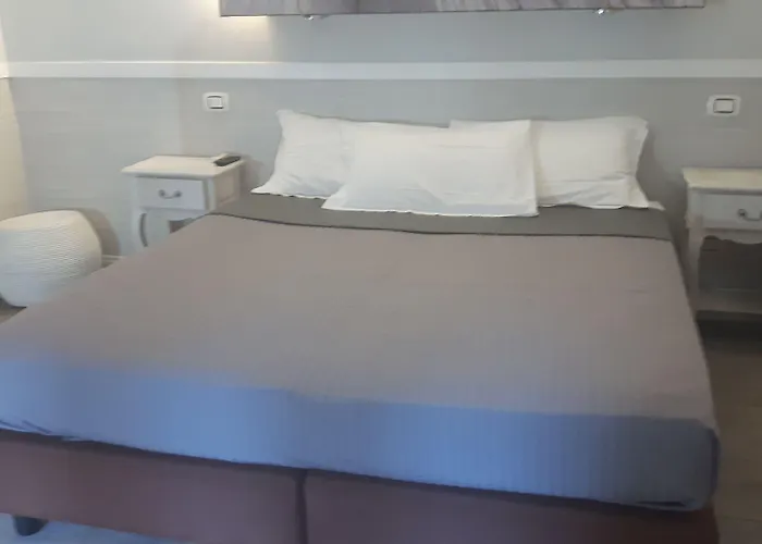 Relais Palazzo Taverna 3*