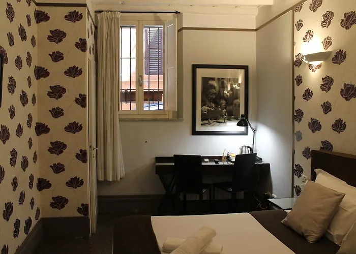 Relais Palazzo Taverna 3*